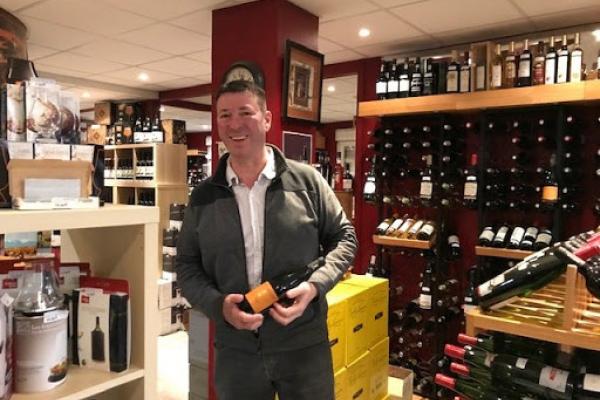 Cyril LAFOY, votre caviste CAVAVIN Chevigny Saint Sauveur